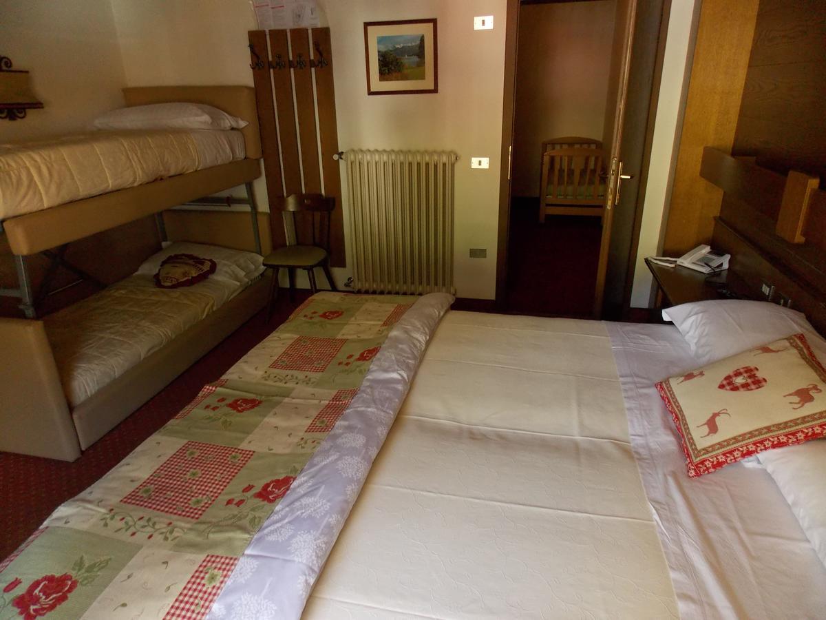 Sporthotel Enrosadira Campitello di Fassa Exterior foto